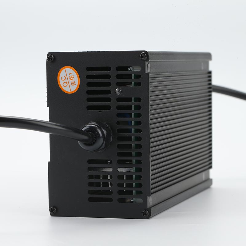 掃地機(jī)充電器 1100W